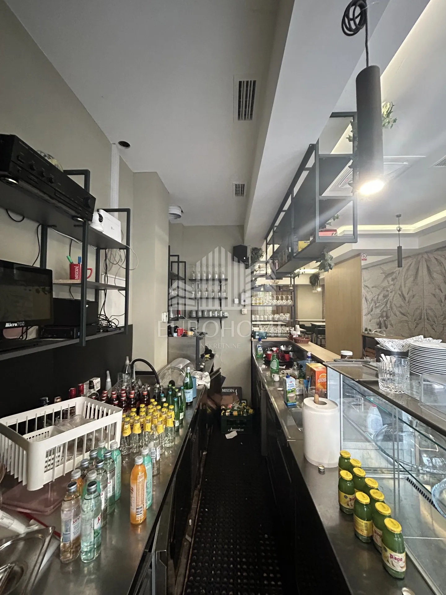 renoviran i opremljen poslovni prostor od 70m² u centru zagreba - slika 3