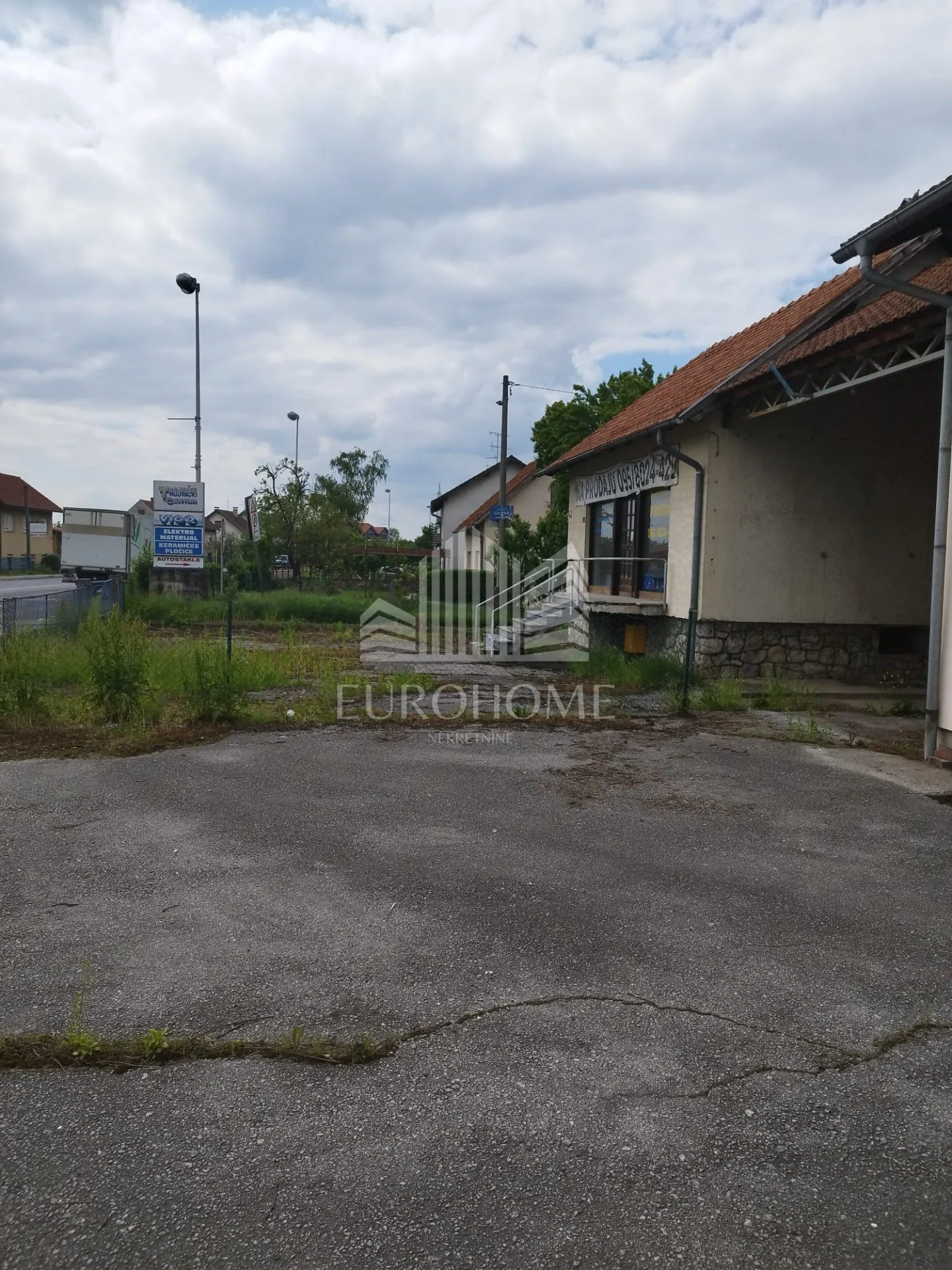 2 kuće, 500m2,1800 brp,zemljište 917 m2 -sesvete,prilika investitorima - slika 4