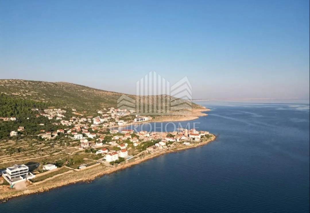 vinjerac, luksuzan penthouse odmah useljiv, 257m2, - prvi red do mora! - slika 13