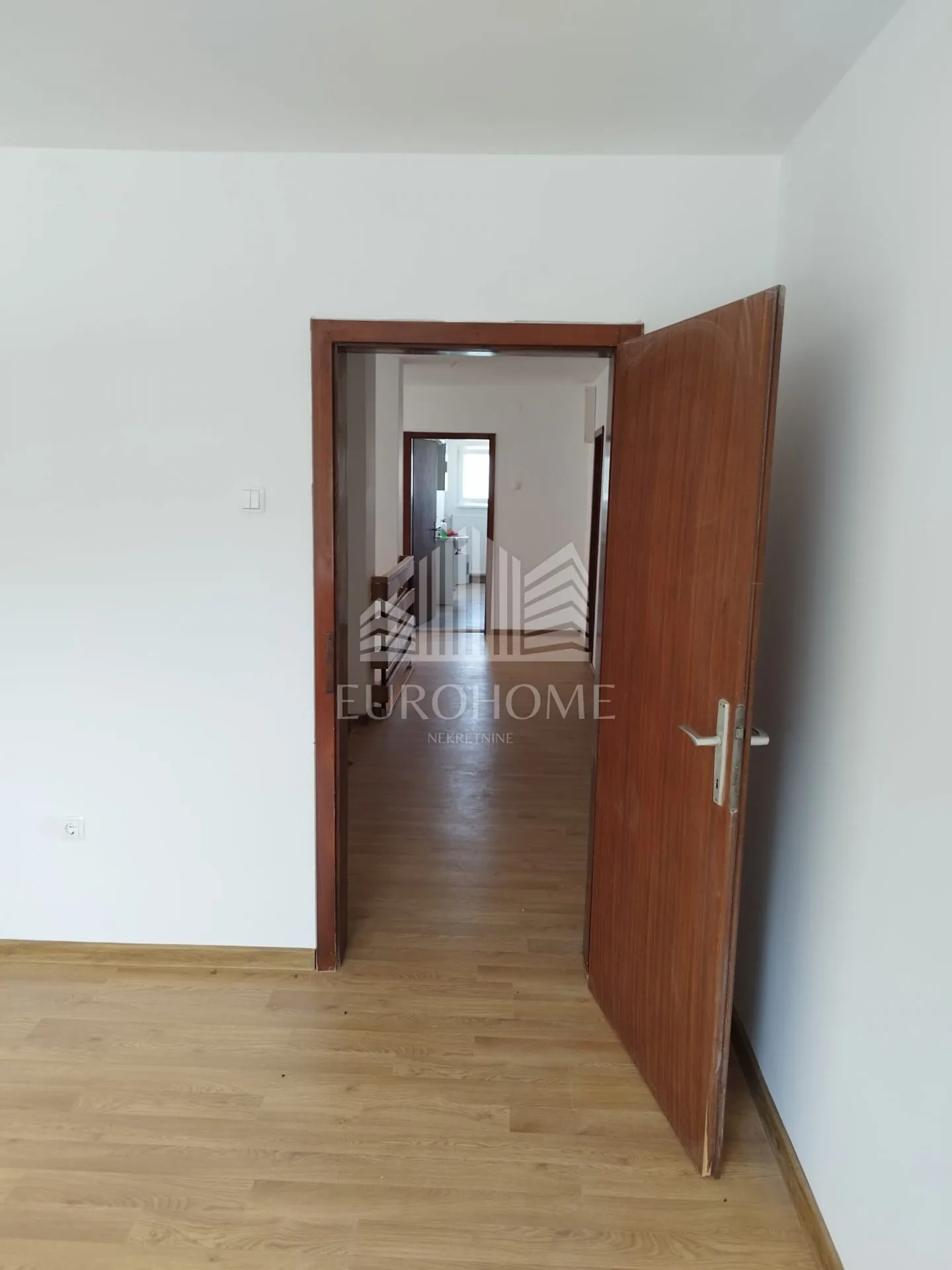 kuća za najam, stambeni ili poslovni prostor, mraclin - slika 12