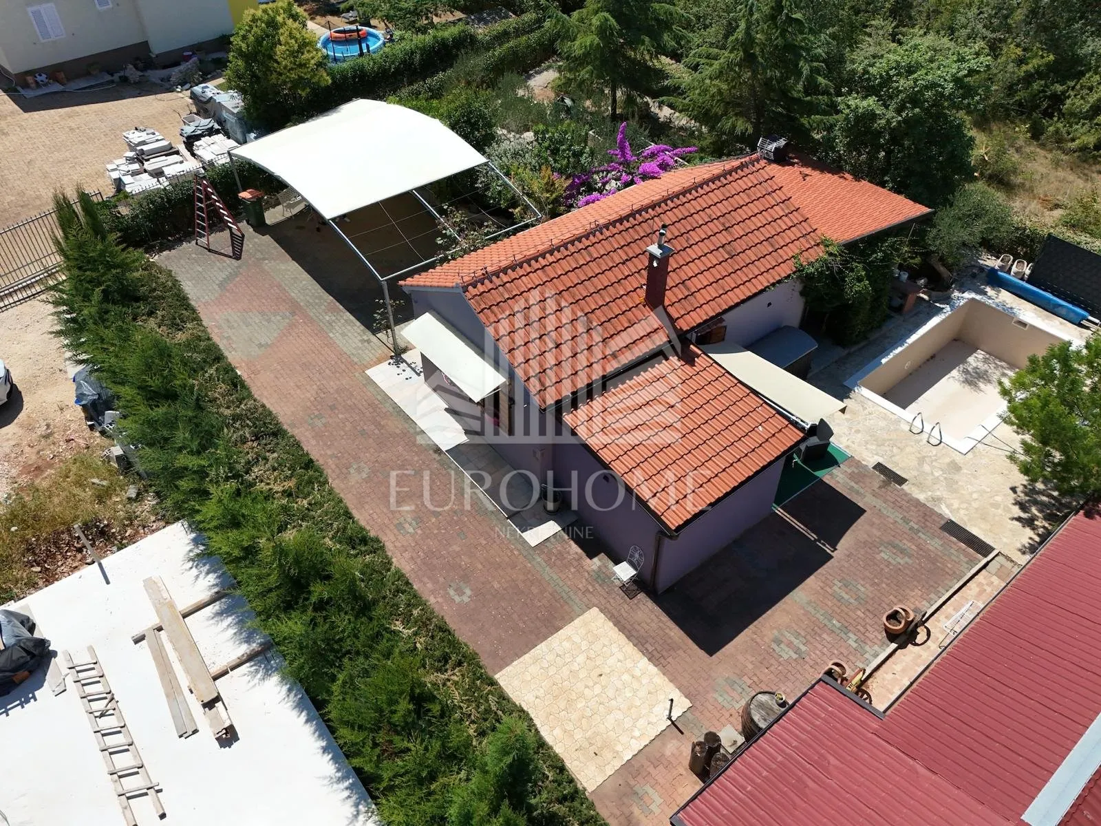 zadar-murvica dvije kuće s bazenom na1000m2 zemljišta - slika 7