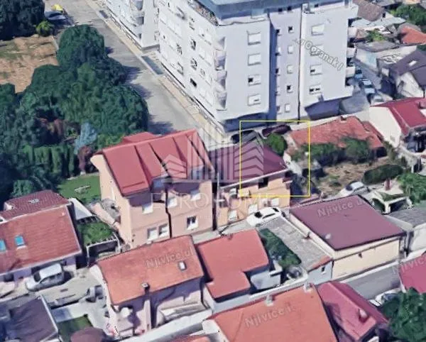 jednosobni stan 31 m² s dvorištem i parkingom – trnje (kruge) - slika 12