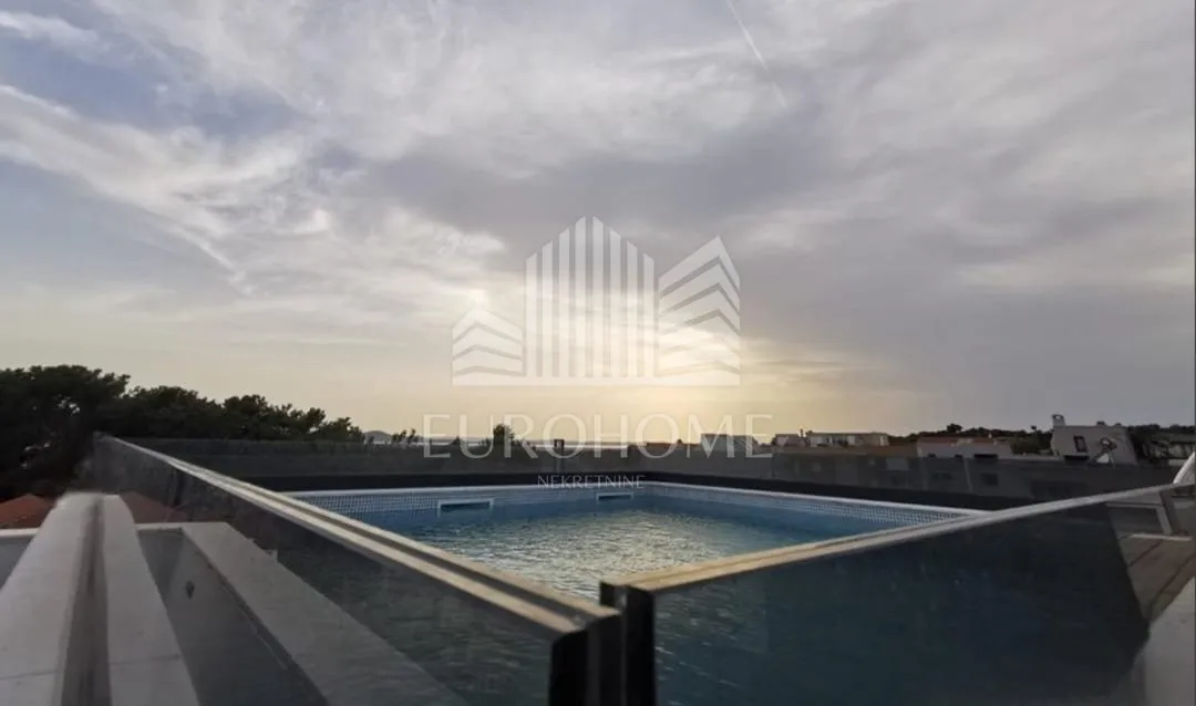 zadar-petrići, nov penthouese sa krovnom trasom i bazenom, potpuno namješten,146m2 - slika 31