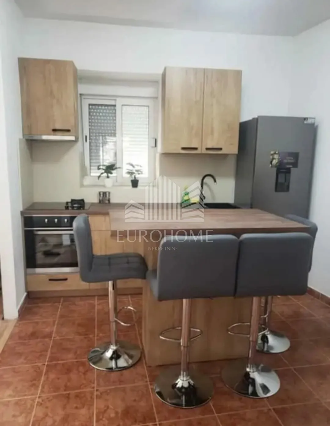 jedinstvena prilika,preko,,4kuće za obnovu,420m2,30m od mora - slika 4