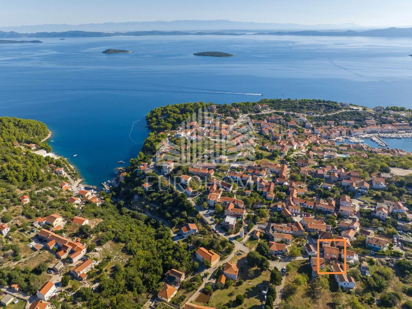sali - dugi otok, prostrana samostojeća kuća s dvorištem, 400m od mora - slika 9