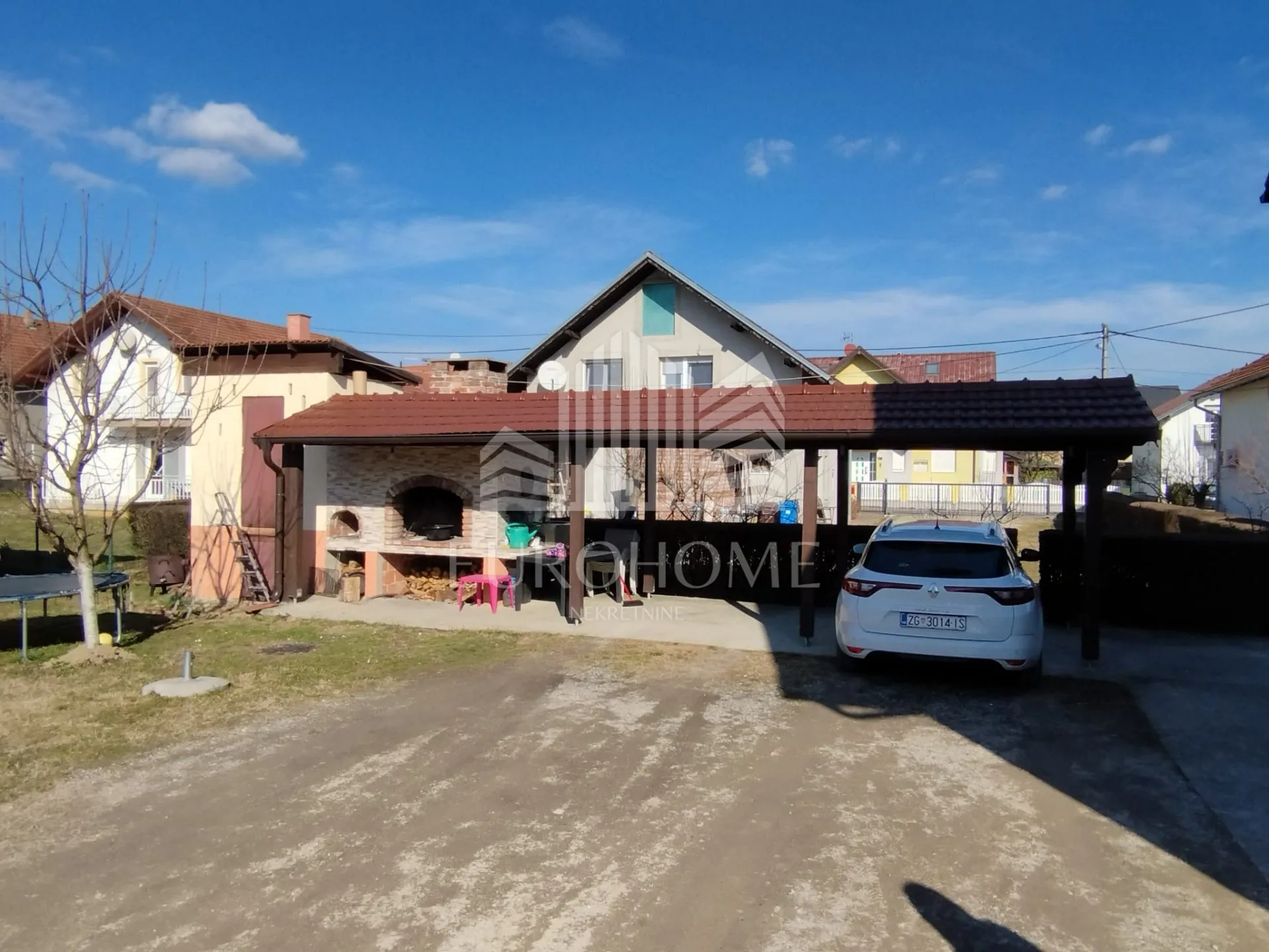 kuća sa dva stana svaki 100 m2, okućnica 700 m2, klara - slika 7