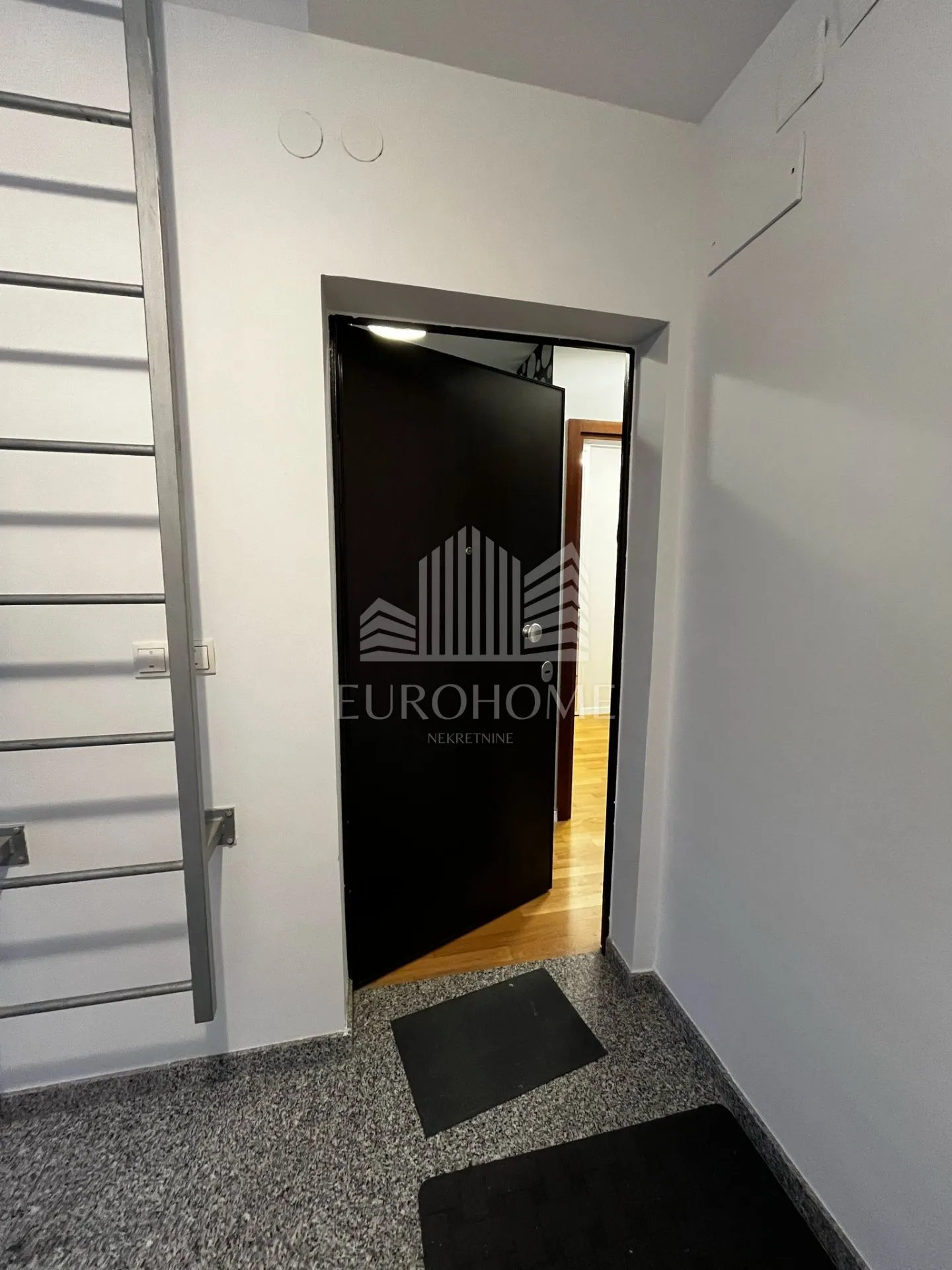 moderno namješten 3s penthouse 63m2, 2 lođe, vpm - veliko polje - - slika 17