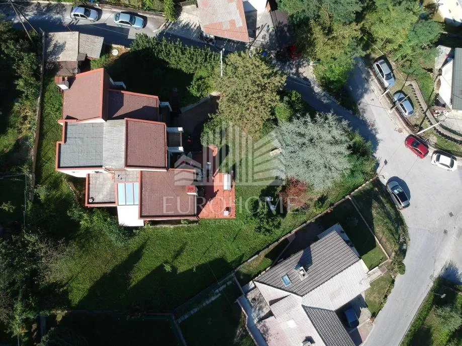 samobor kuća-panoramski pogled 340.00 m2 - slika 13