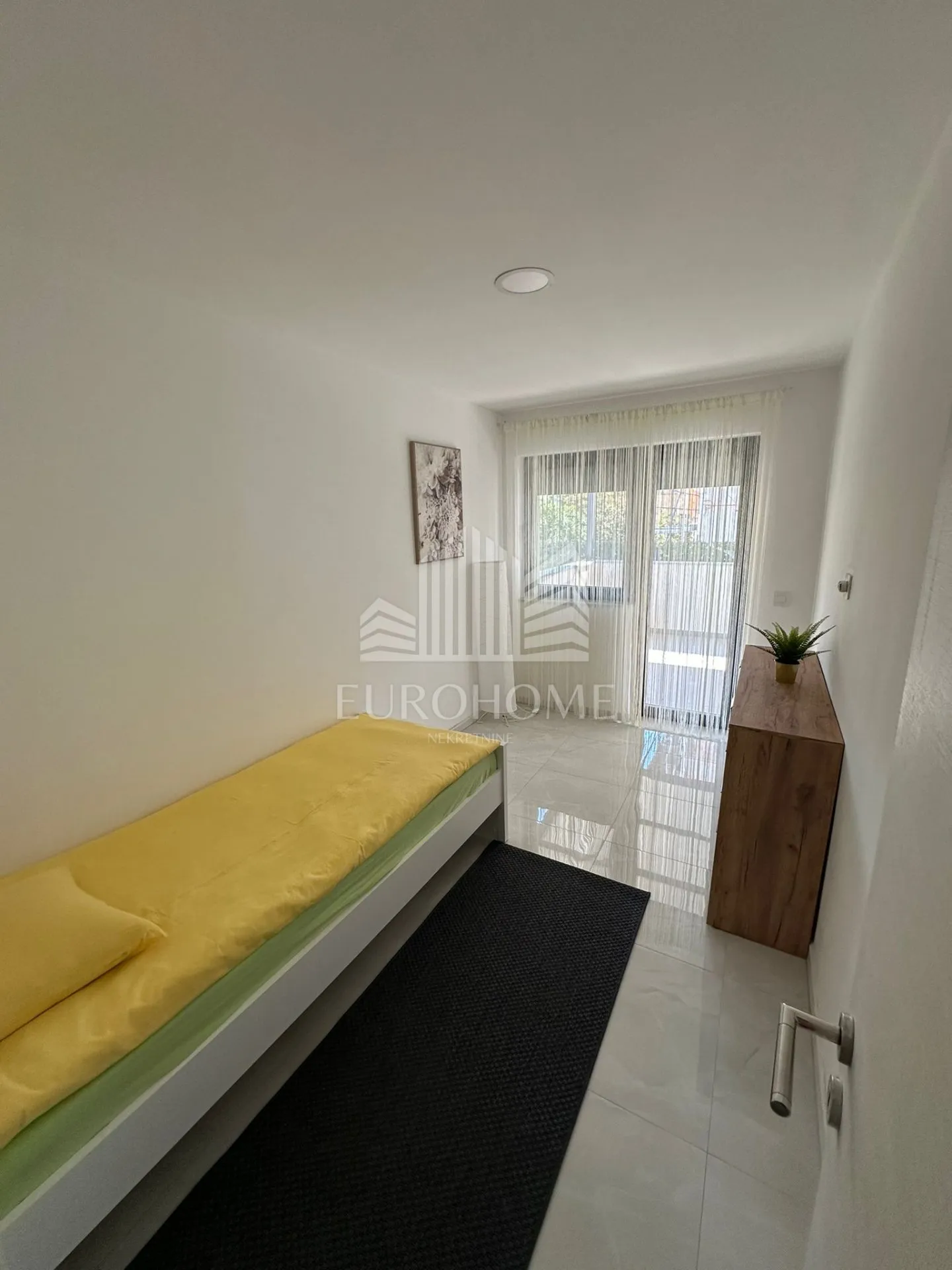 šibenik-vodice luksuzan kompletno namješten stan142.418m2 - slika 43