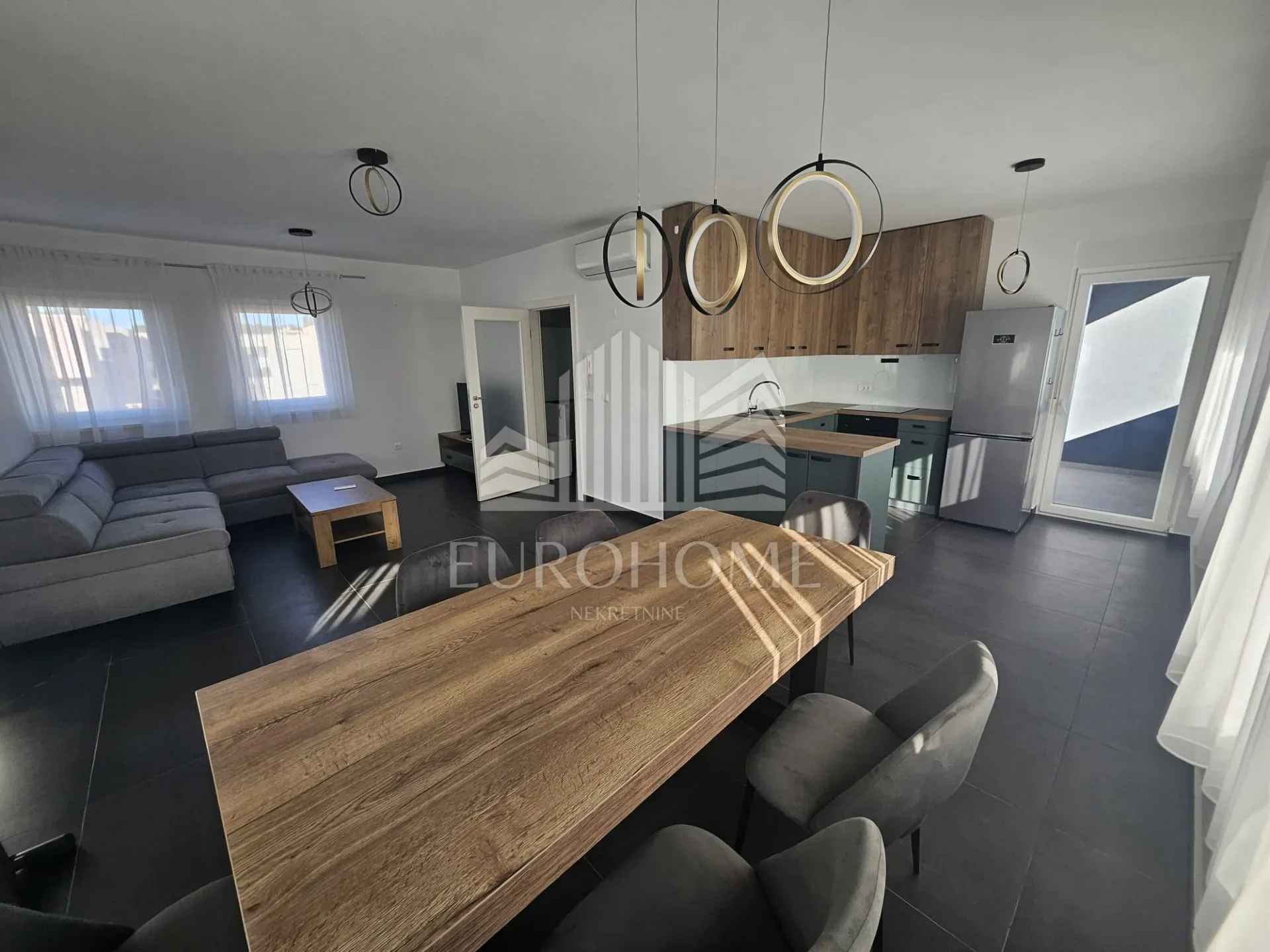 zadar-petrići, nov penthouese sa krovnom trasom i bazenom, potpuno namješten,146m2 - slika 17
