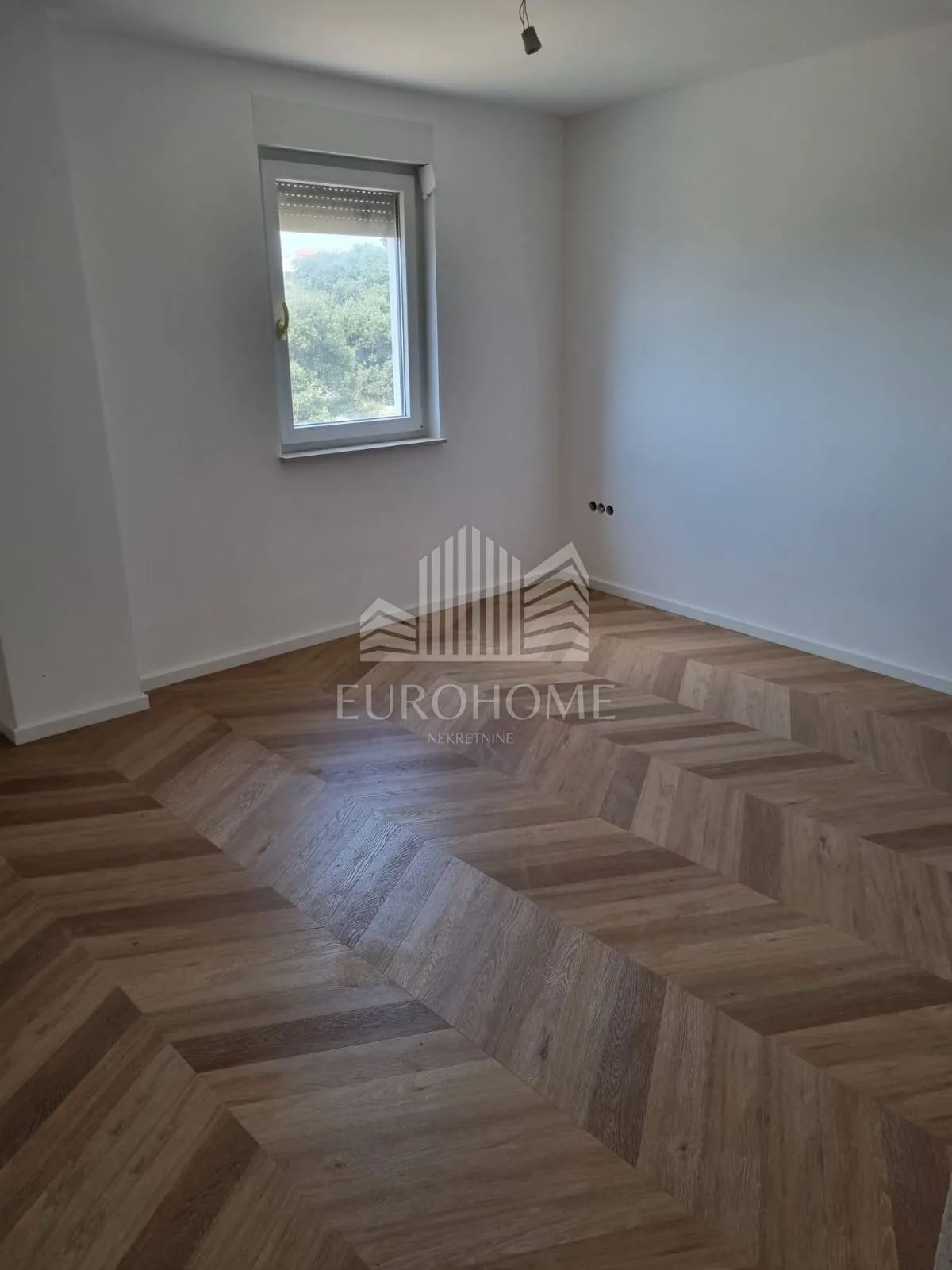 mandre,pag,novogradnja s pogledom,4s stan,117 m2,200m od mora - slika 10