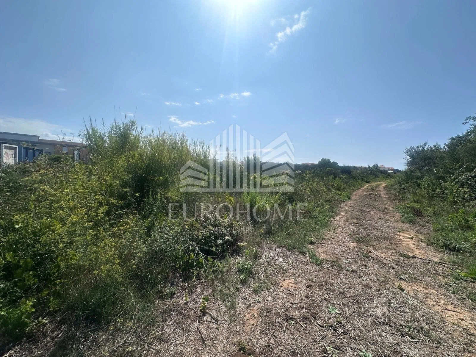privlaka- građevinsko zemljište s projektom, 1505m2 - slika 2