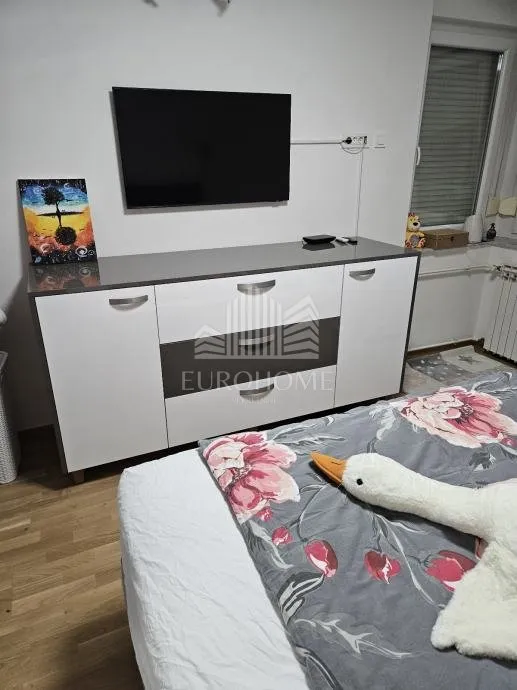 četverosoban stan 98m2 - sloboština - - slika 2