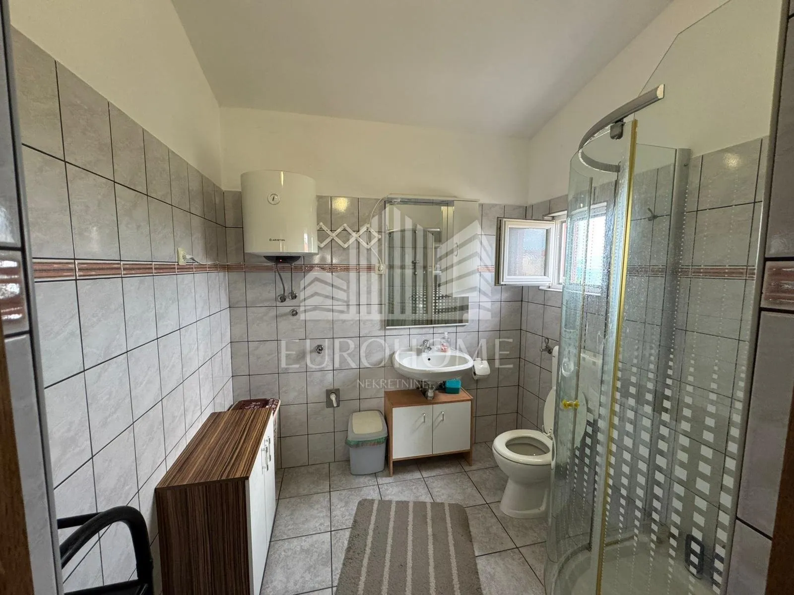 vir, oaza mira prvi red do mora, kuća sa dva apartmana - slika 17