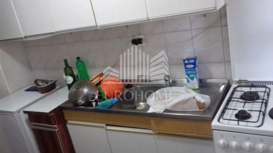 seoska kuća sa maslinicima i vinogradima(oko 15000m2) - slika 4