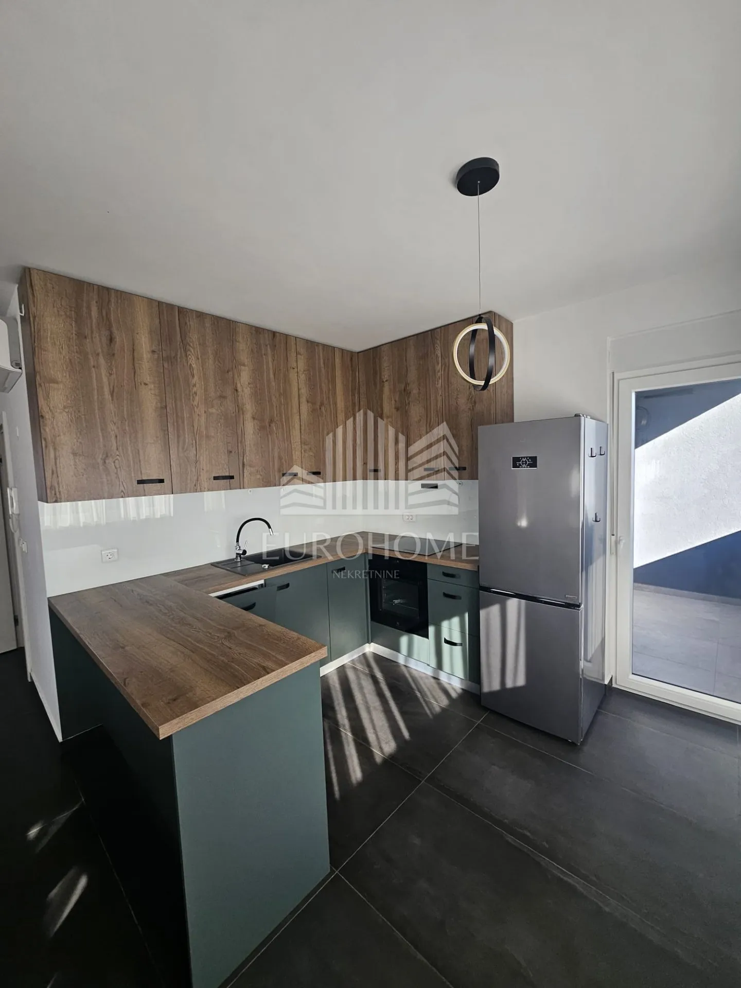 zadar-petrići, nov penthouese sa krovnom trasom i bazenom, potpuno namješten,146m2 - slika 13