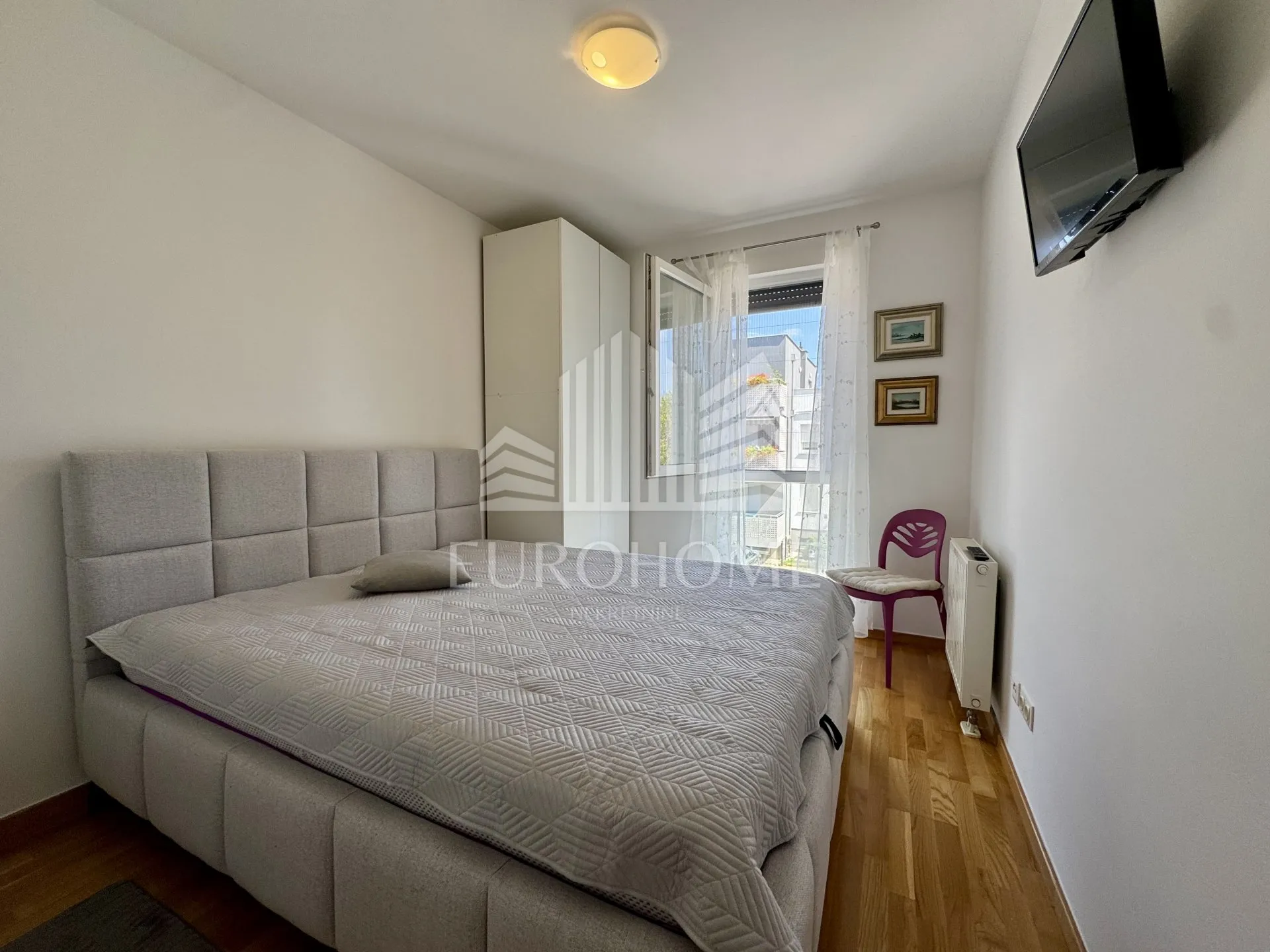 moderan dvosoban stan 61 m², lođa, parking, spremište - slika 5