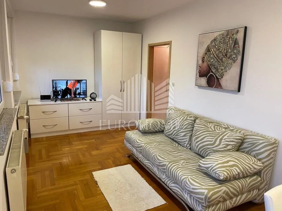 zagreb, vrbani – moderan stan 30 m² s lođom - slika 5