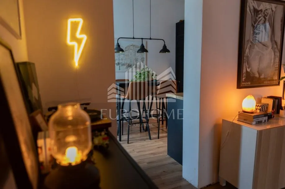 širi centar, ilica, sv.duh, renoviran trosoban stan, 88 m2 - slika 11