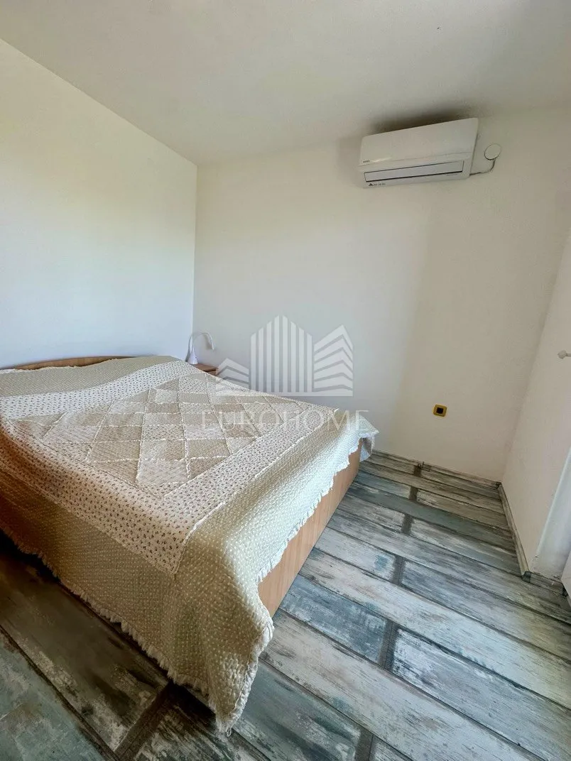 nin - trosoban stan 60m², 150 m od mora, parking - slika 13