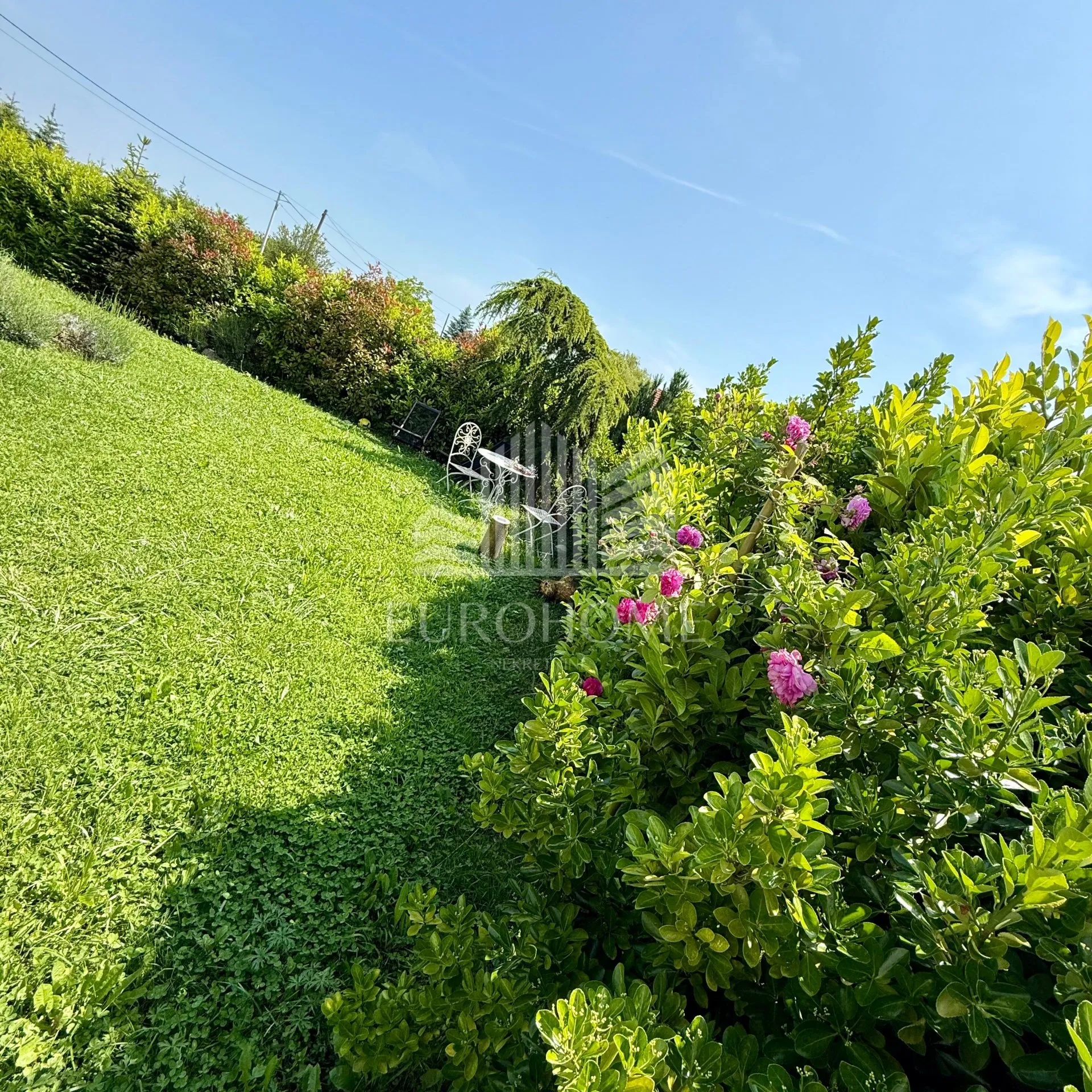 prekrasna moderno uređena kuća u oazi mira – rugvica, 253 m² - slika 18
