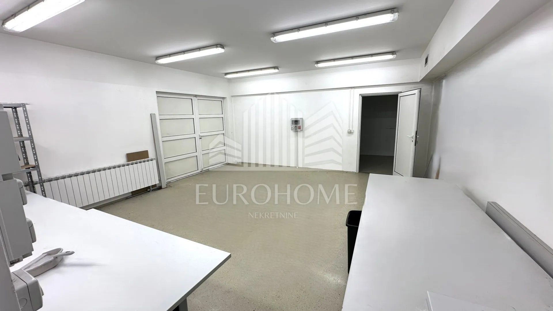 sniženo!!atraktivan poslovni prostor 311,44 m2,jaruščica - slika 11