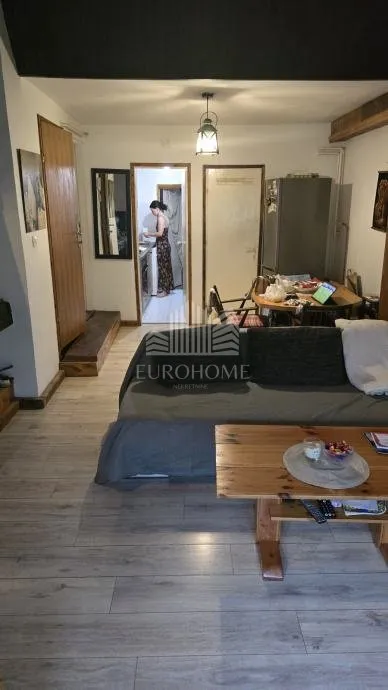 kvaternikov trg | 52,3 m² + dodatnih 22 m² | 2.337 €/m² - slika 4