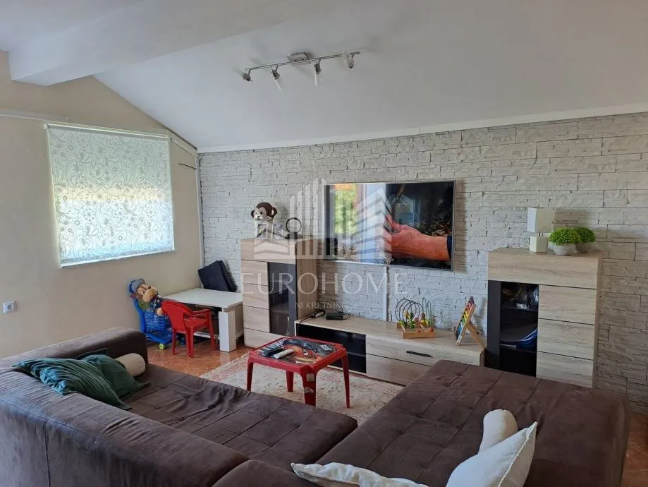 vir, kuća s 2 apartmana - slika 2