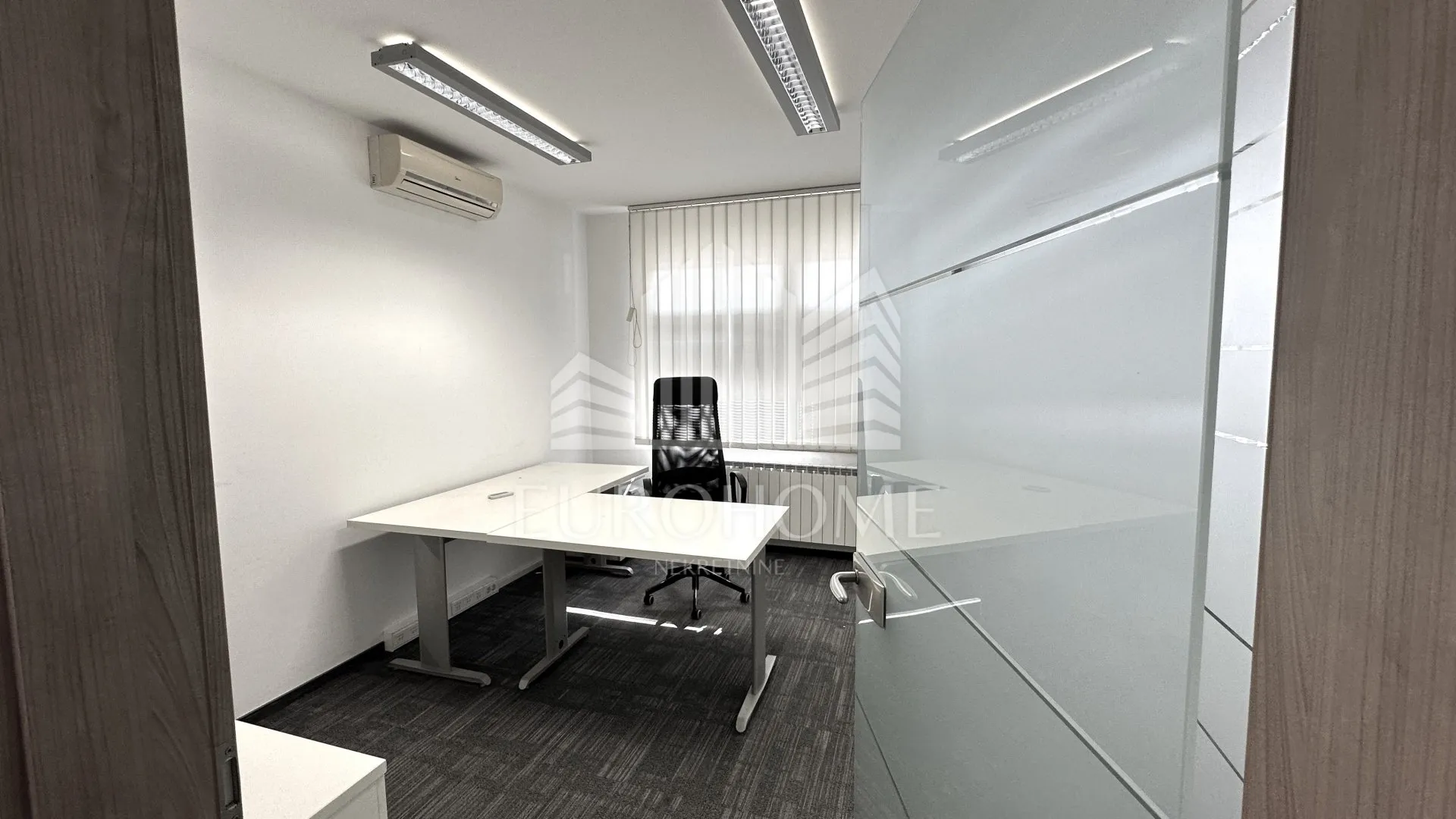 sniženo!!atraktivan poslovni prostor 311,44 m2,jaruščica - slika 18