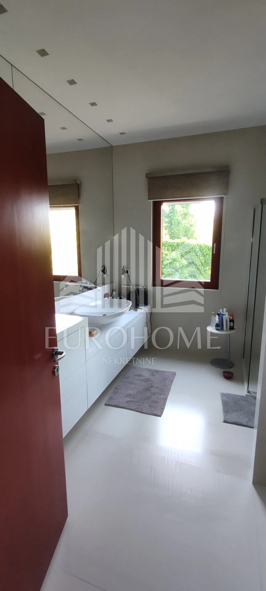pantovčak, vila sa bazenom, 430m2 - slika 16