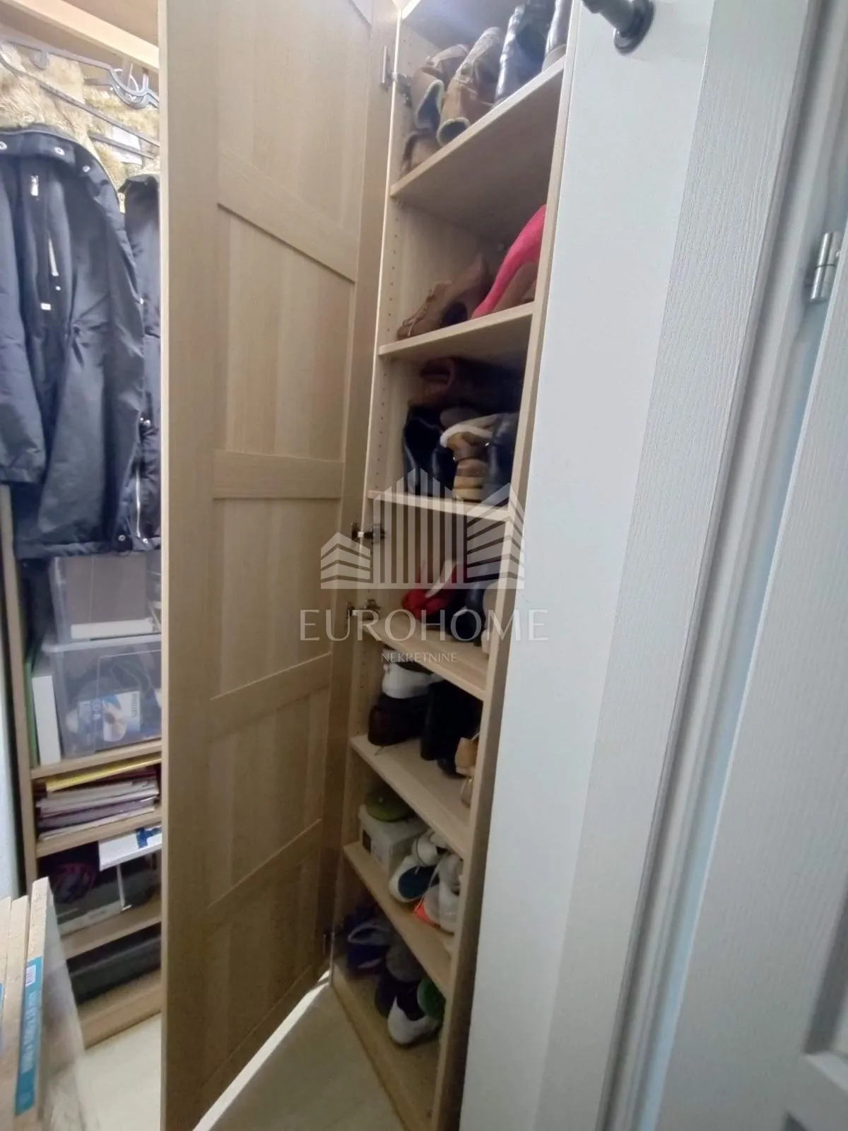 moderan 3-soban stan za najam u trnskom 60 m² - slika 7