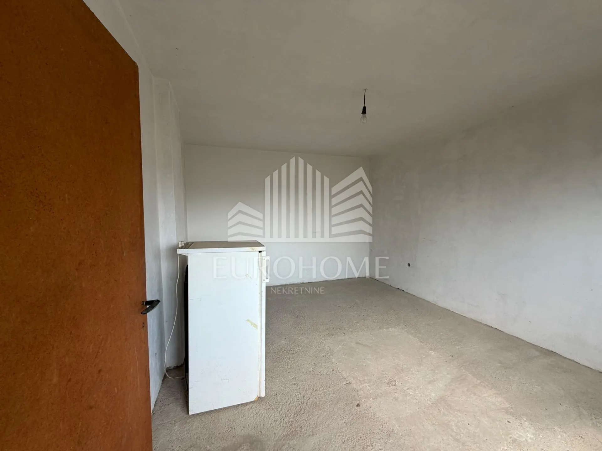 top lokacija! dvije kuće, 1.350 m², otvoren pogled na zagreb - slika 4