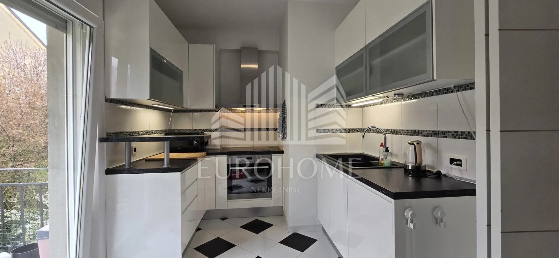 medvedgradska, trosoban stan s balkonom, 80 m2 - slika 7