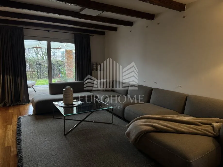 2350€/m2 potpuno namješten stan na tri etaže 201m2 - veliko polje - - slika 2