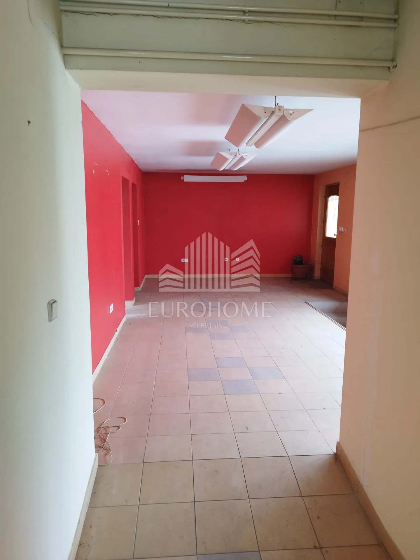 2 kuće, 500m2,1800 brp,zemljište 917 m2 -sesvete,prilika investitorima - slika 28