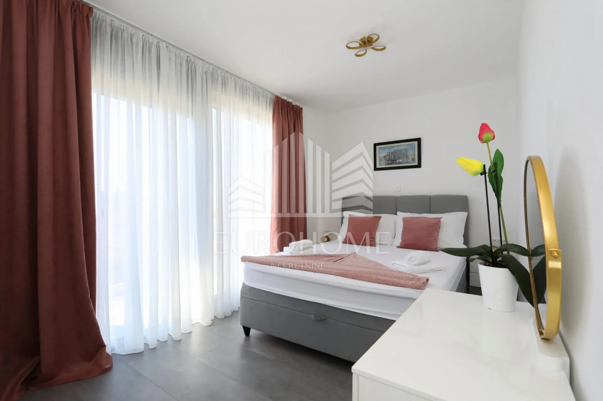potpuno opremljena vila, privlaka (464 m2) - slika 26