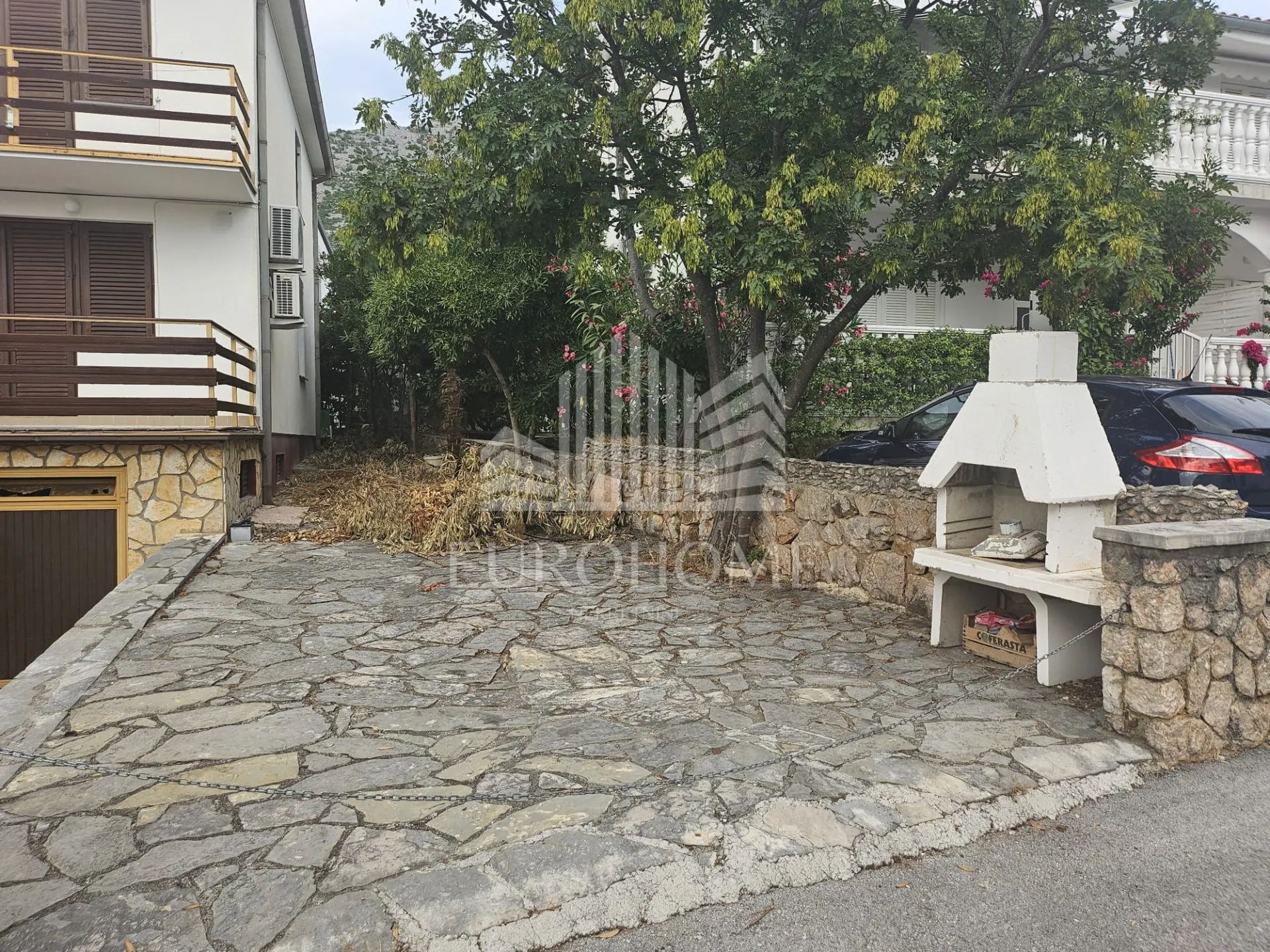 starigrad, kuća katnica,tri etaže, 50m od mora - slika 3