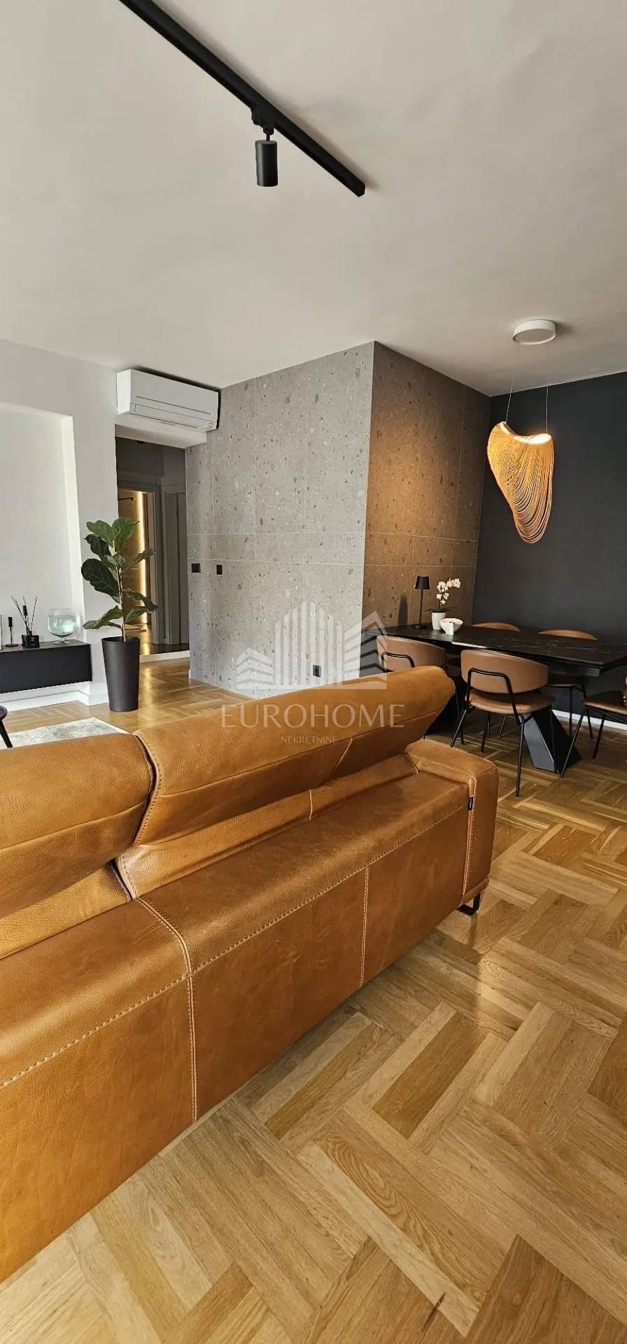 zadar, kolovare- dizajnerski uređen stan uz more, 76m2 - slika 2