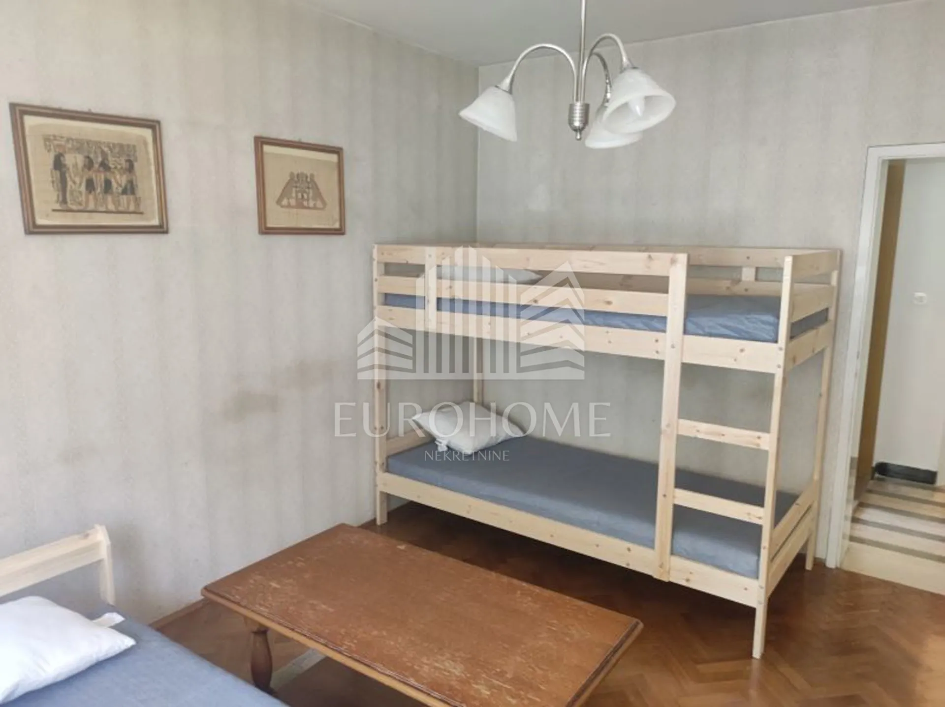 kuća kaštela (kaštel lukšić), 240m2, 7-sobna najam za radnike - slika 7