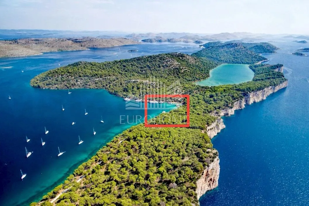 ekskluzivna prodaja zgrade uz more,park prirode telašćica - slika 11