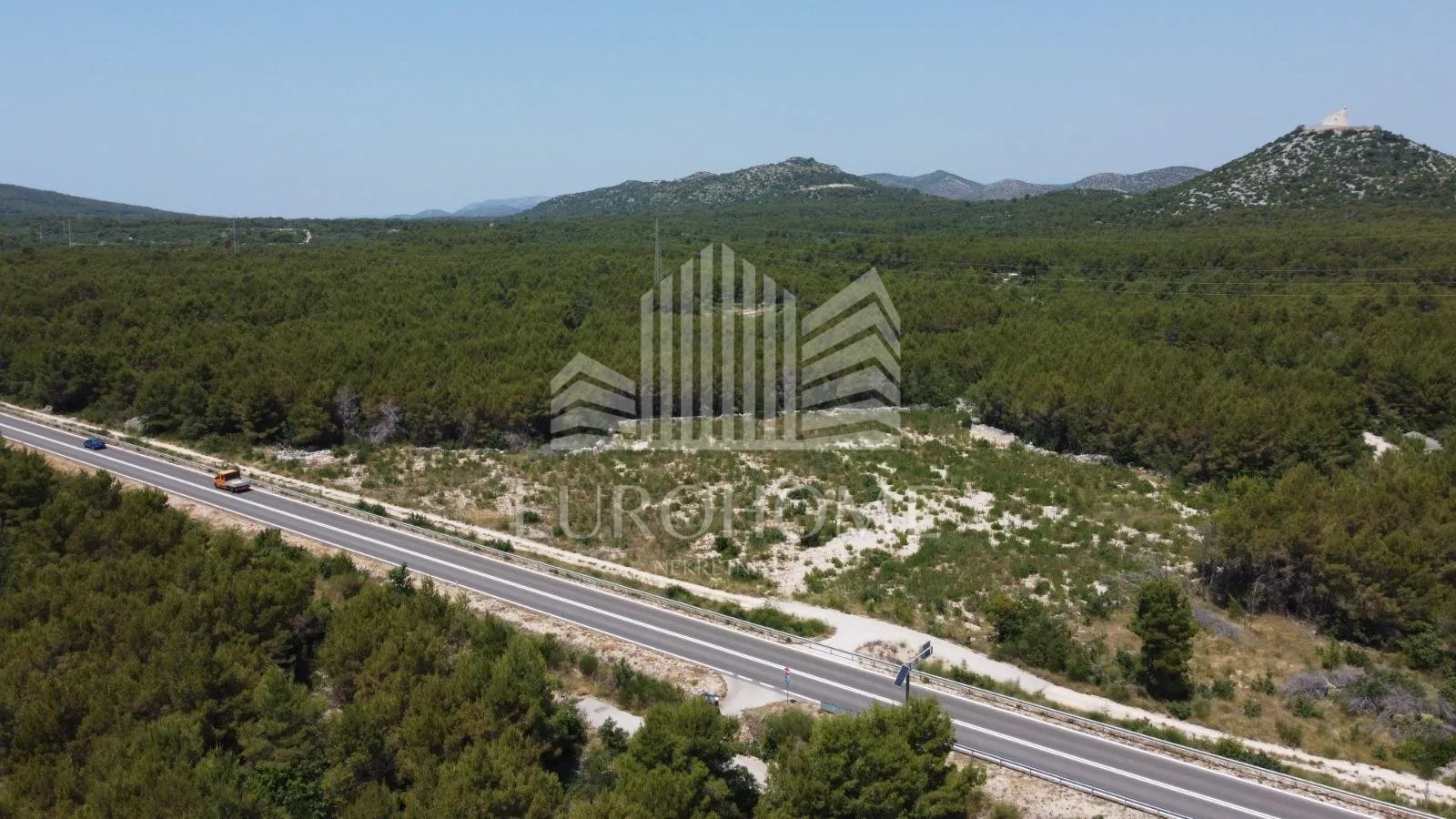 vodice, građevinsko zemljište, top investicija, 7295m2 - slika 11