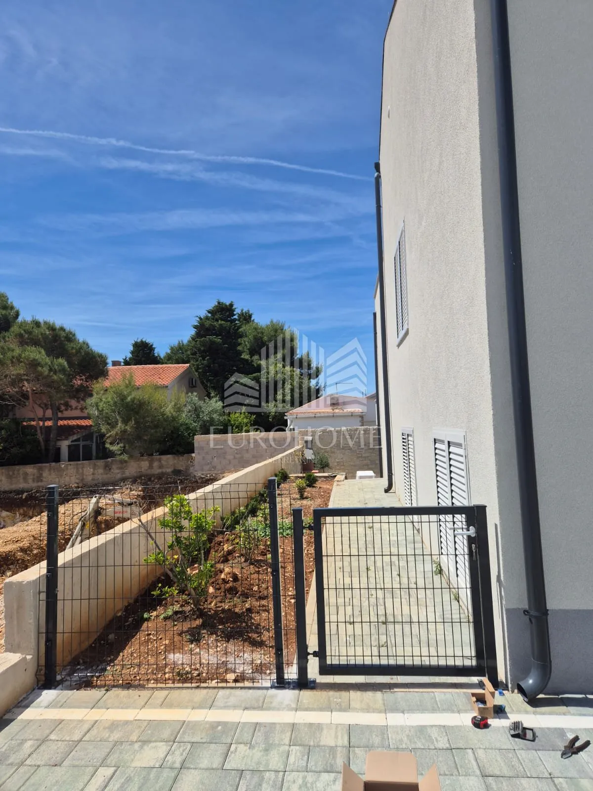škuncini stani,novogradnja, prizemlje s bazenom i vrtom, 3pm,137m2 - slika 16