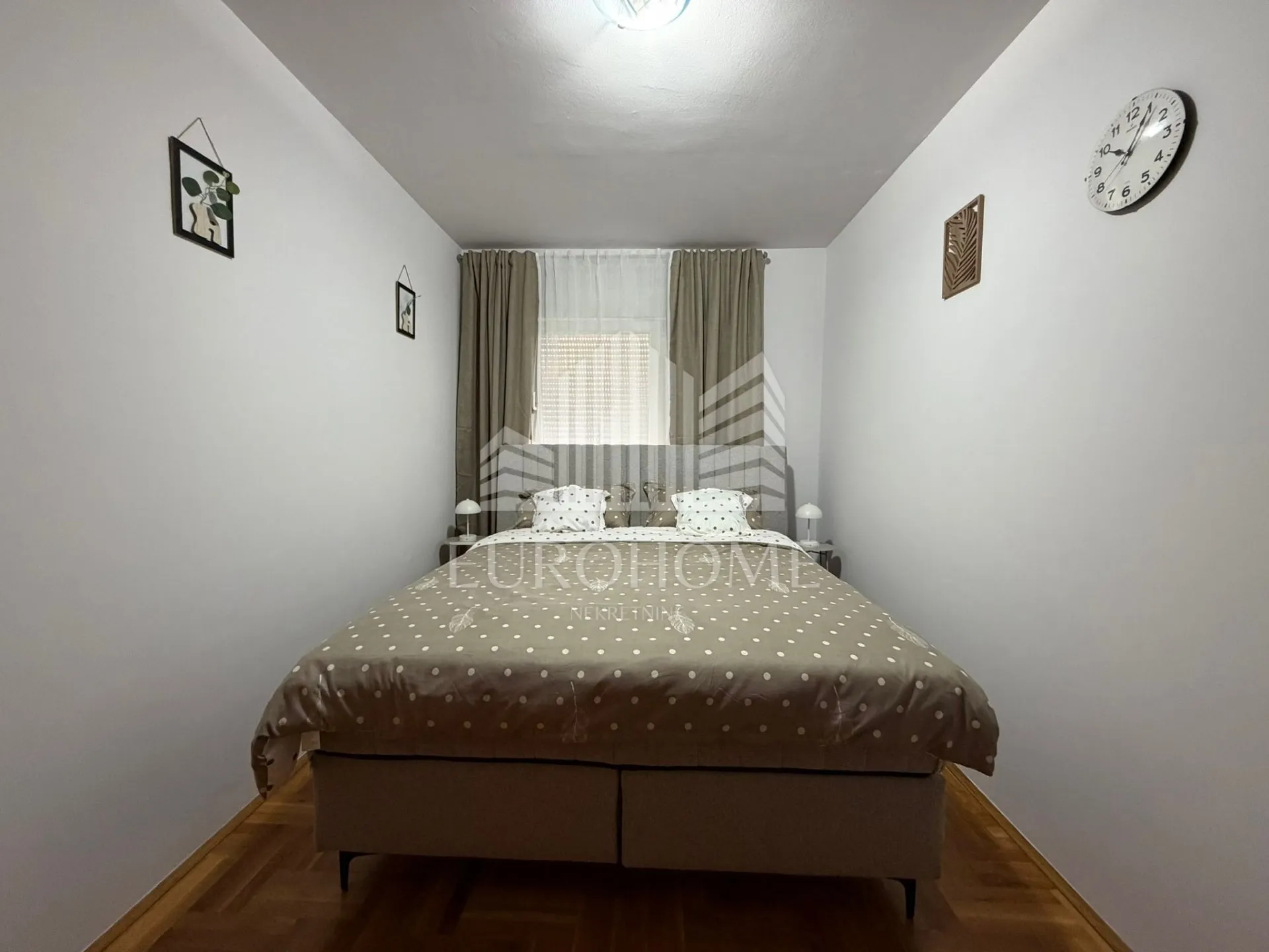 stan 45 m² u mirnom okruženju – dostupan odmah - slika 11