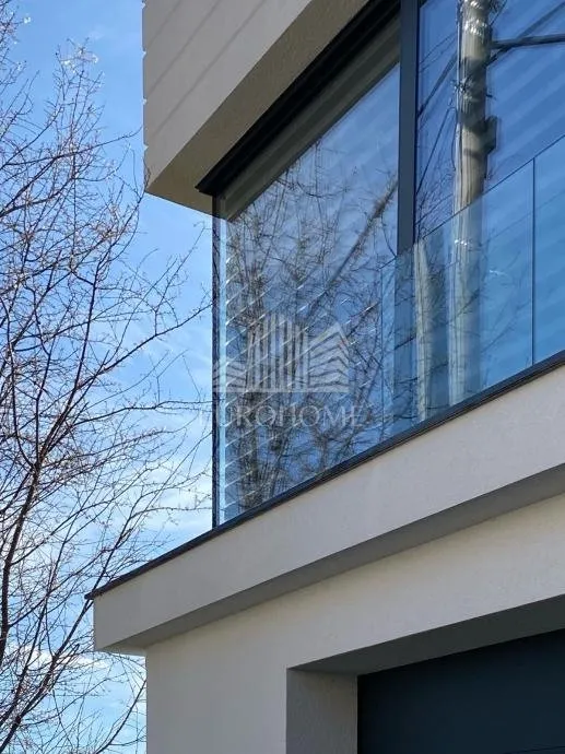 oaza mira uz šumu: dizajnerska kuća s vrhunskim uređenjem,42.60 m² - slika 16