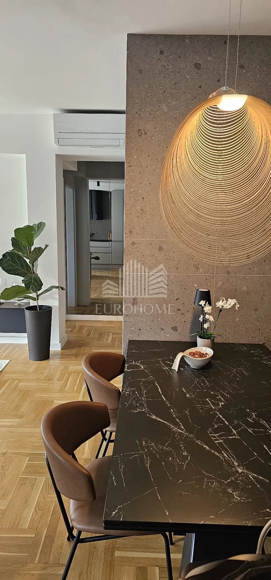 zadar, kolovare- dizajnerski uređen stan uz more, 76m2 - slika 6