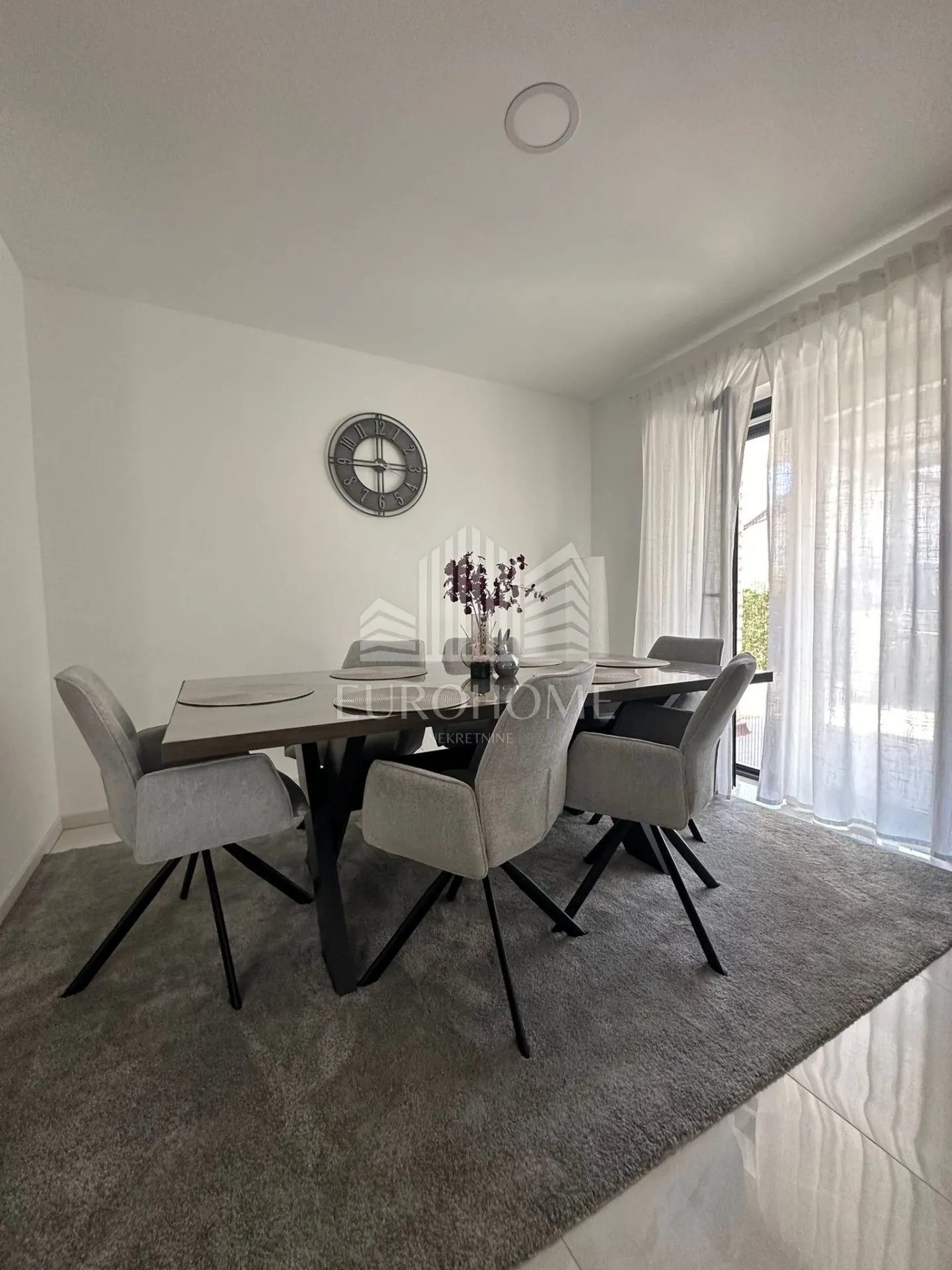 šibenik-vodice luksuzan kompletno namješten stan142.418m2 - slika 39