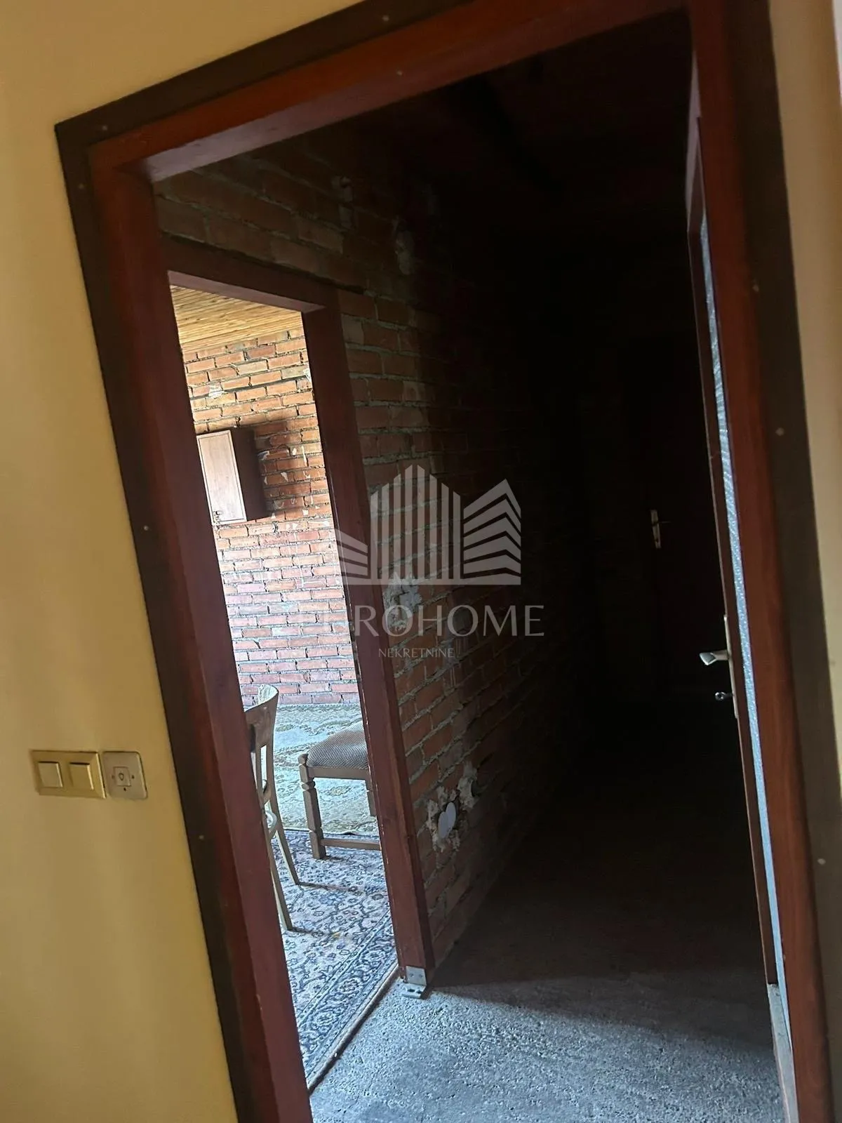 prilika! kuća 224 m² u tramvajskoj zoni – 1.526€/m2 - slika 9