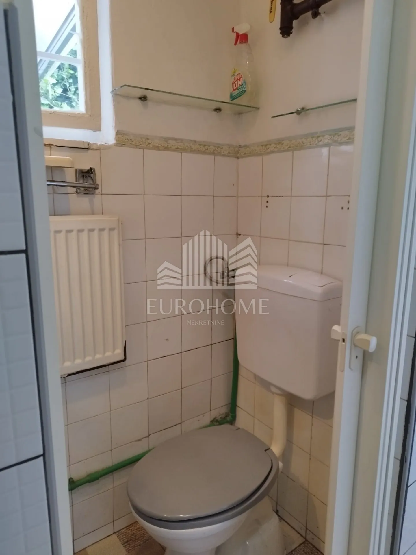 garsonijera 27 m2,trešnjevka kod placa - slika 8