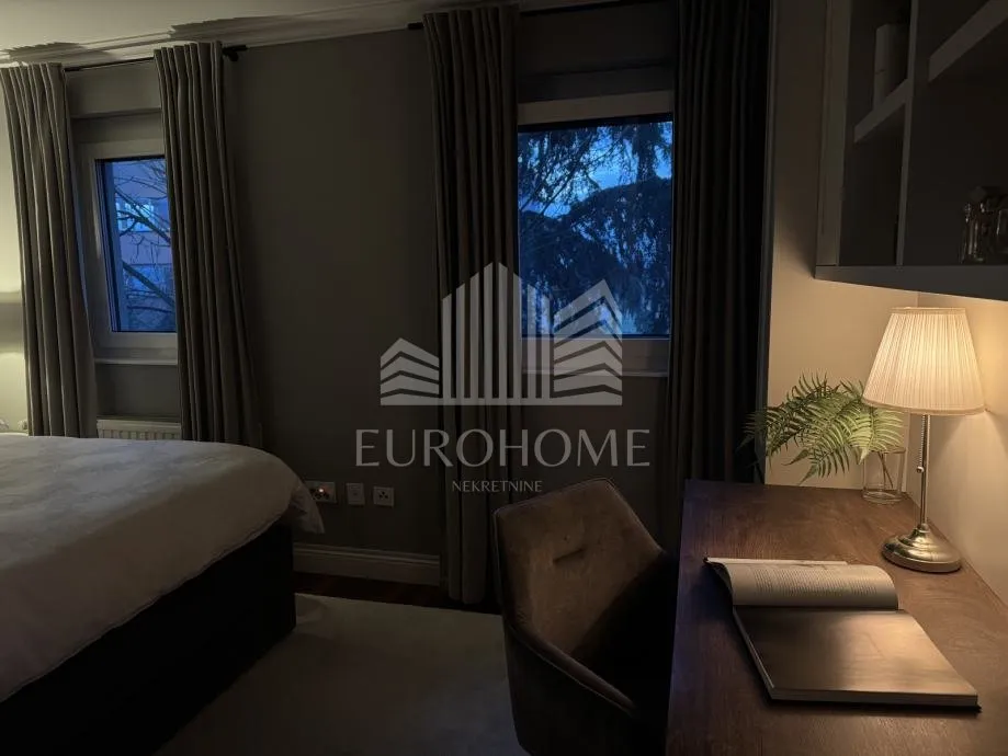 2350€/m2 potpuno namješten stan na tri etaže 201m2 - veliko polje - - slika 11
