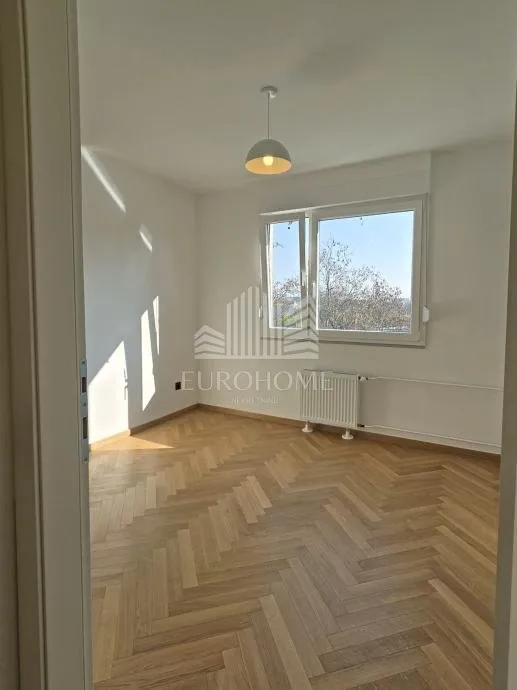 špansko – potpuno adaptiran stan u kvalitetnoj zgradi, odlična lokacija! - slika 6